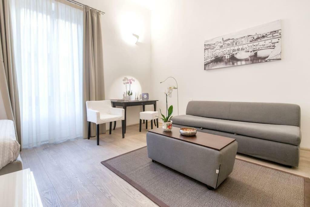Santa Croce Studio Florenz Exterior foto